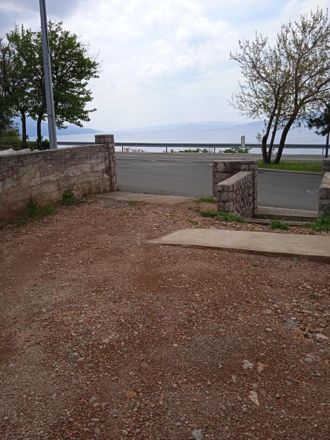 Apartment Luka Senj  Luaran gambar
