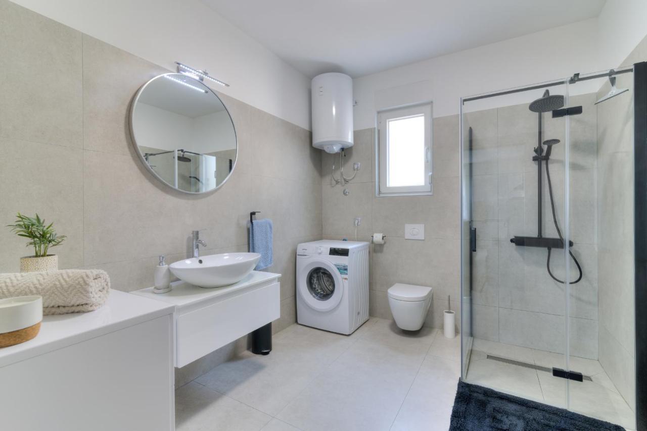 Apartment Luka Senj  Luaran gambar
