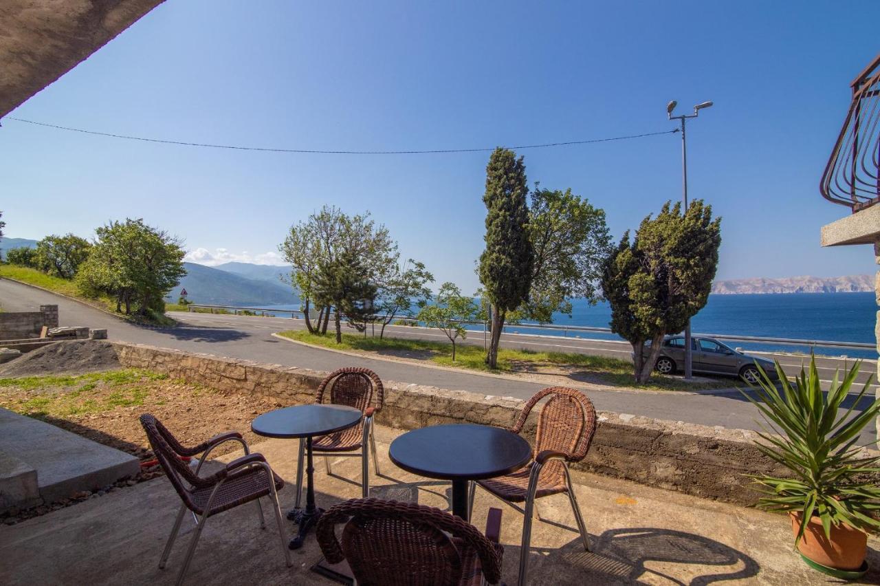 Apartment Luka Senj  Luaran gambar